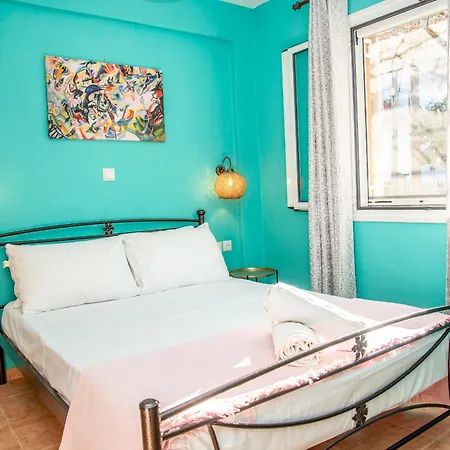 The Grapevine Apartment *