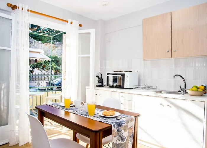 Apartment The Grapevine Poros (Kefalonia)